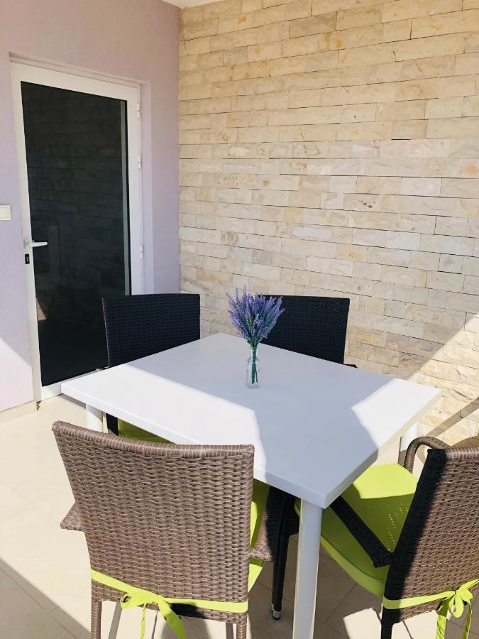 Lavanda Centar فير المظهر الخارجي الصورة